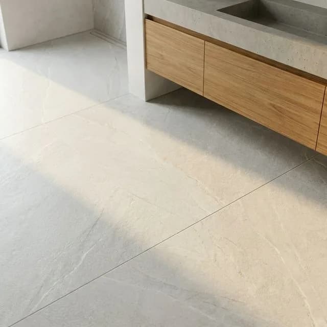 Example of using large-format, light-colored porcelain stoneware